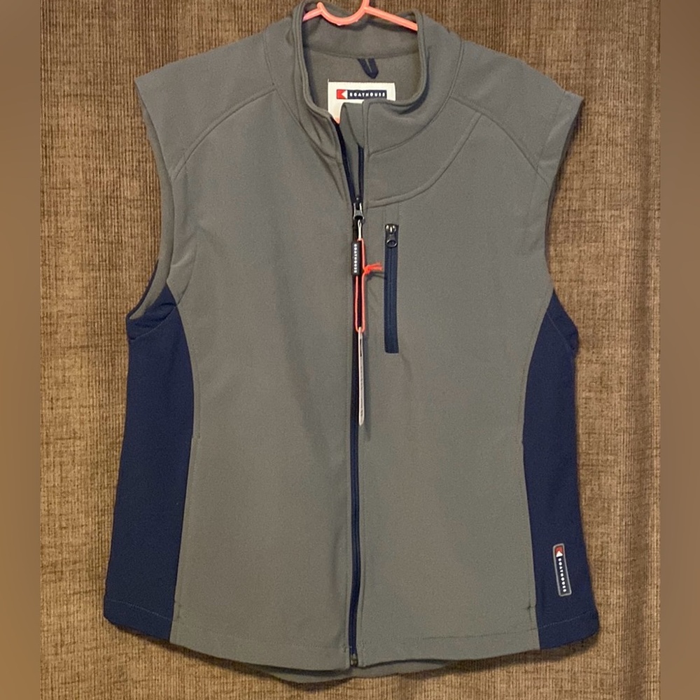 Boathouse Equinox Grey soft shell  Performance Outerwear Vest Mens size L  NWT